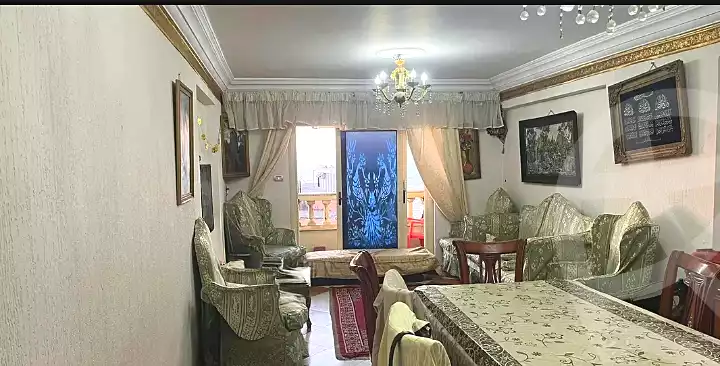 https://aqarmap.com.eg/en/listing/6160968-for-sale-alexandria-camp-cesar-zakareya-ghoneim-st