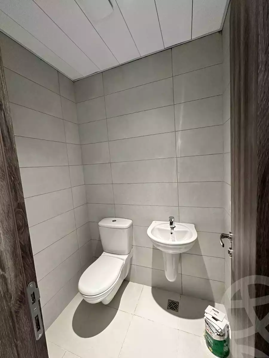 https://aqarmap.com.eg/en/listing/6161419-for-rent-cairo-new-cairo-compounds-mivida-mivida-business-park-emaar
