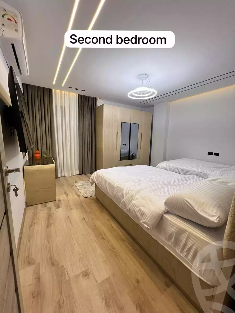https://aqarmap.com.eg/en/listing/6161719-for-sale-cairo-new-cairo-compounds-mwrd-fq-llttwyr