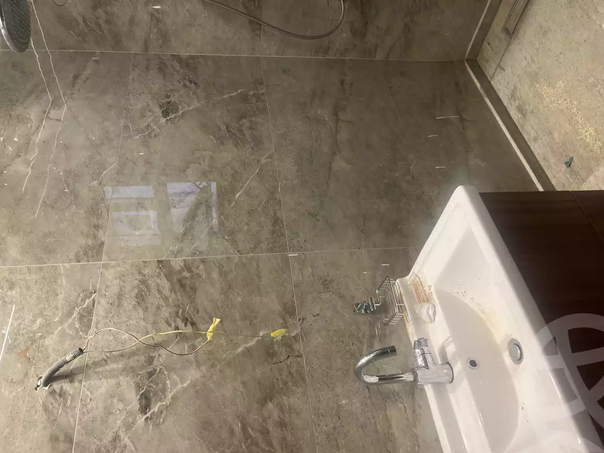 https://aqarmap.com.eg/ar/listing/6163684-for-rent-cairo-new-cairo-compounds-the-icon-gardens-compound-style-home