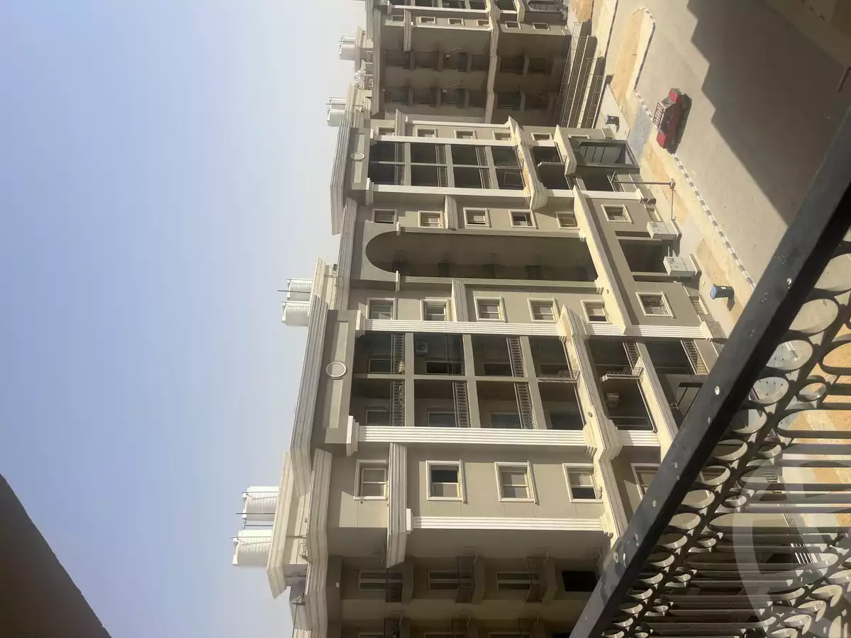 https://aqarmap.com.eg/ar/listing/6163684-for-rent-cairo-new-cairo-compounds-the-icon-gardens-compound-style-home