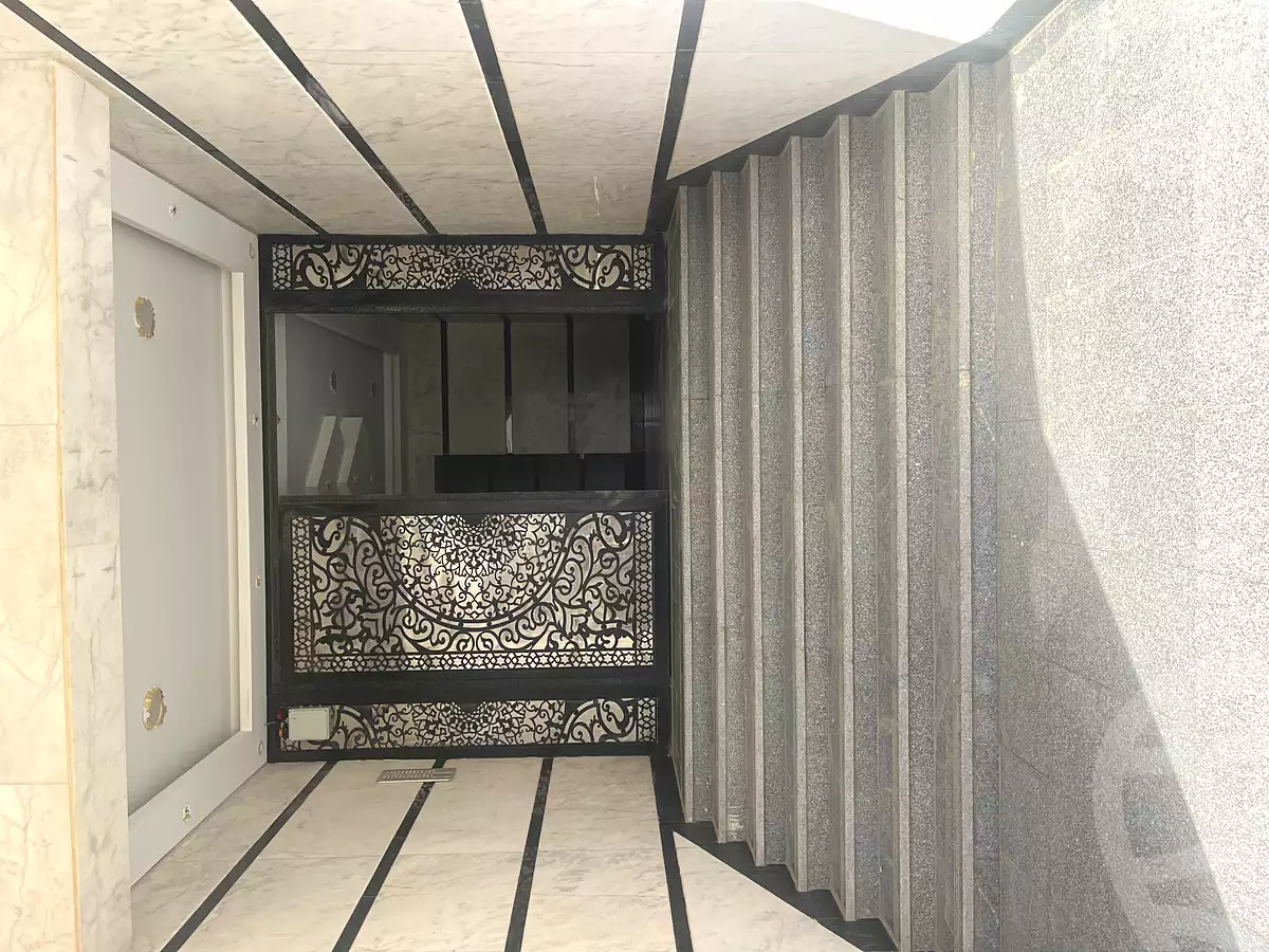 https://aqarmap.com.eg/ar/listing/6163994-for-sale-cairo-new-cairo-compounds-the-icon-gardens-compound-style-home