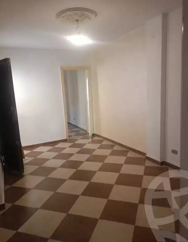 https://aqarmap.com.eg/en/listing/6165212-for-sale-alexandria-sydy-bshr-sydy-bshr-qbly-street-30