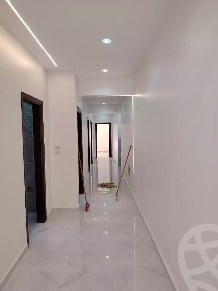 https://aqarmap.com.eg/en/listing/6166975-for-sale-cairo-el-shorouk-lhy-lthlth-shrq-neighbourhood-2