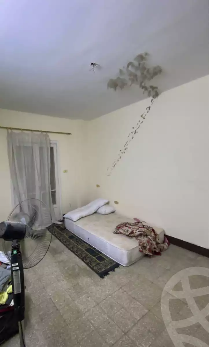 https://aqarmap.com.eg/en/listing/6167487-for-sale-cairo-el-zaytun-hlmy-lzytwn-ibn-el-hakam-sq