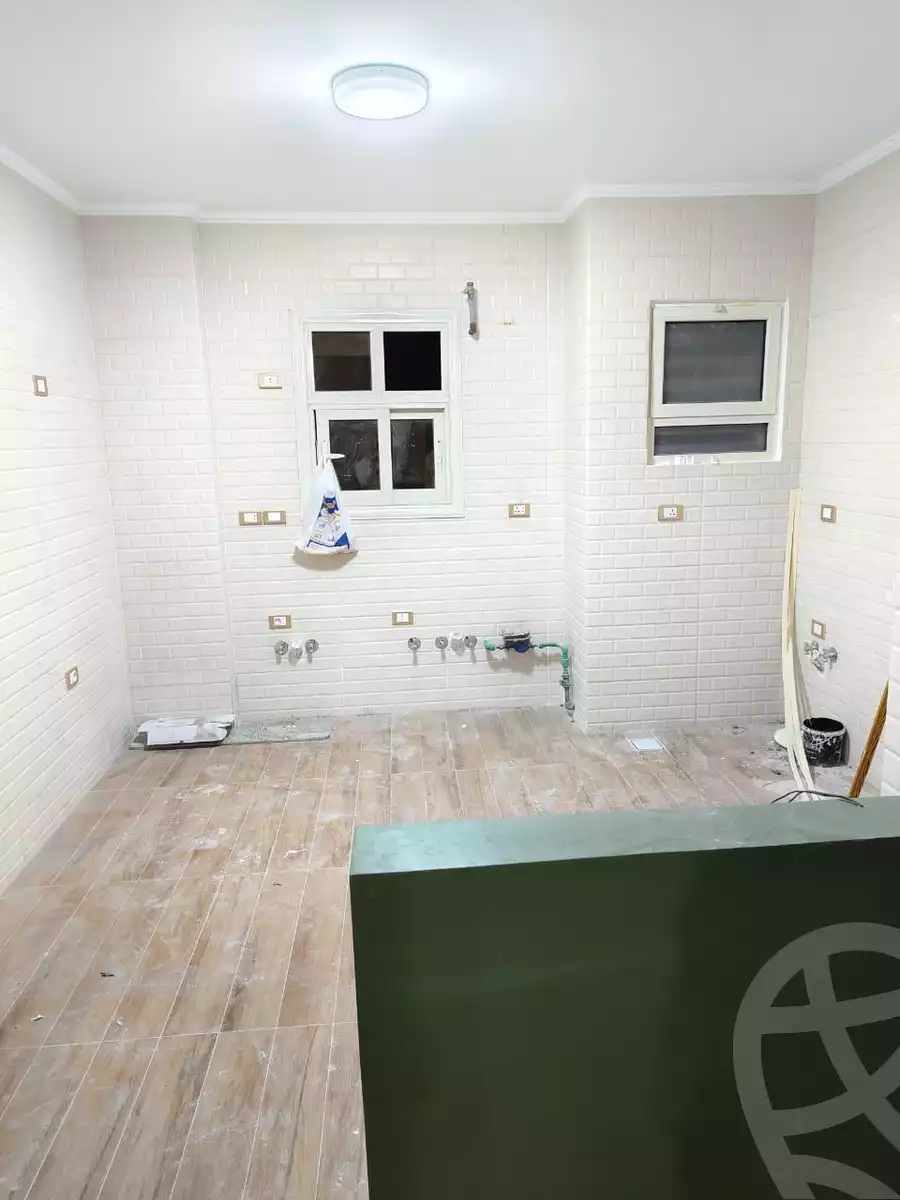 https://aqarmap.com.eg/ar/listing/6167710-for-rent-cairo-new-cairo-compounds-rock-vera-compound