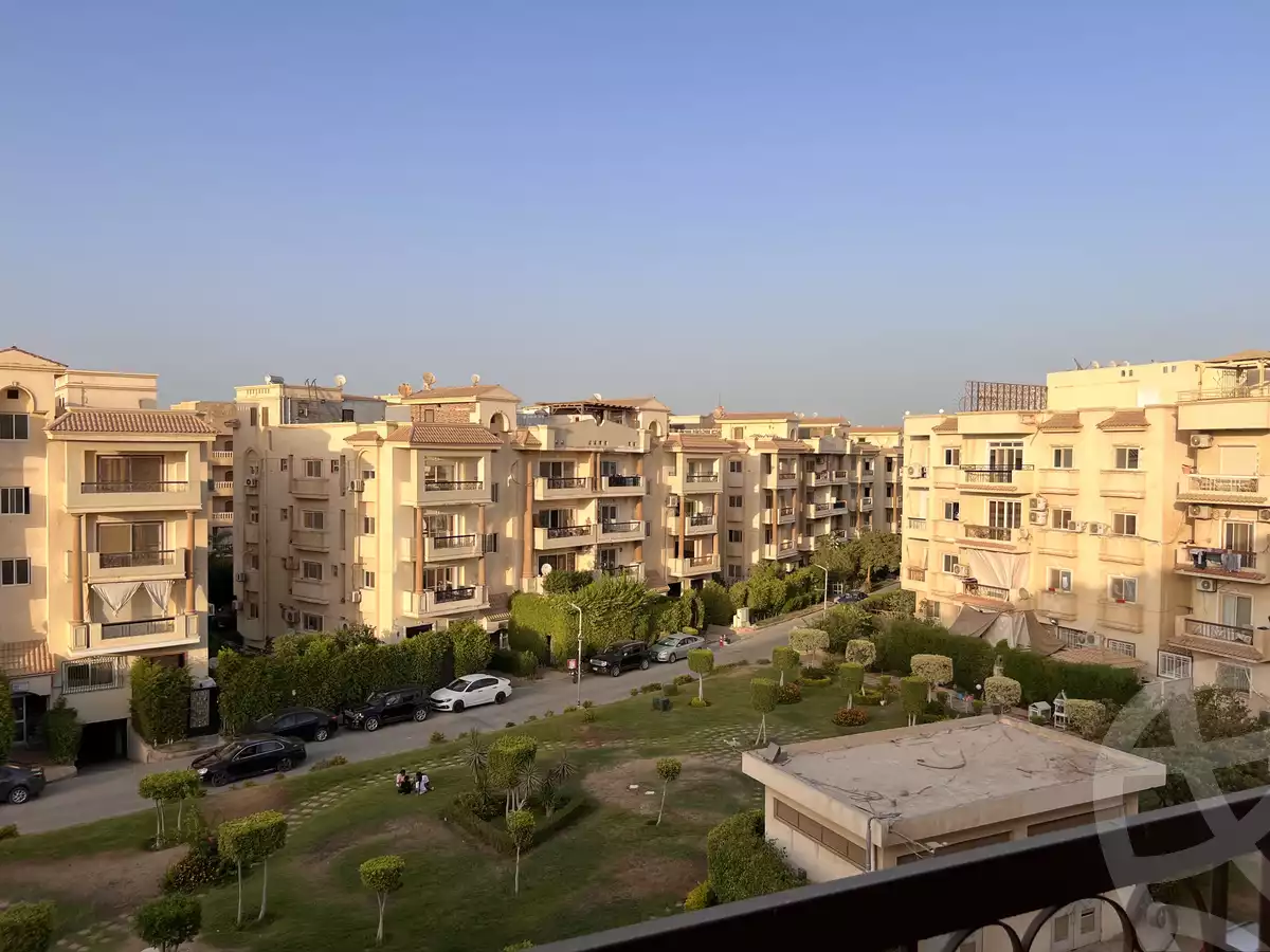 https://aqarmap.com.eg/en/listing/6167939-for-rent-cairo-6th-of-october-compounds-family-land