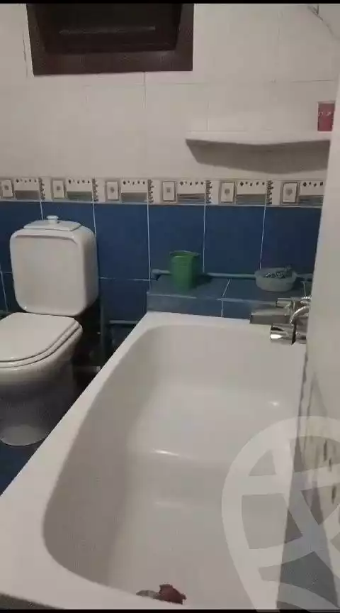 https://aqarmap.com.eg/en/listing/6168538-for-rent-cairo-faisal-kafr-tohormos-queen-nazli-st