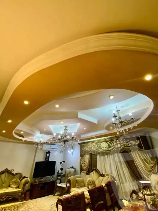 https://aqarmap.com.eg/ar/listing/6168567-for-sale-cairo-helwan-hadayek-helwan-nile-corniche-st