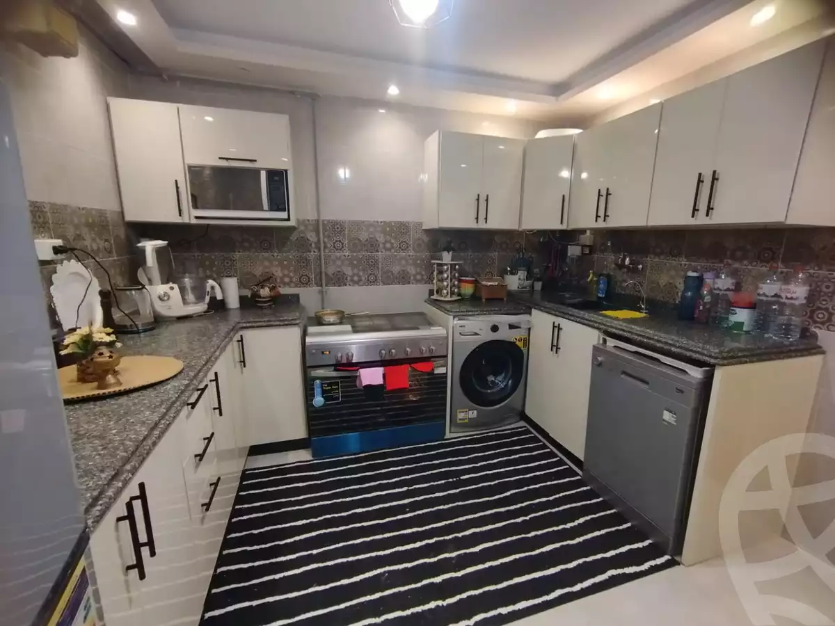 https://aqarmap.com.eg/en/listing/6169215-for-sale-alexandria-fleming-abd-el-fattah-el-taweel-st