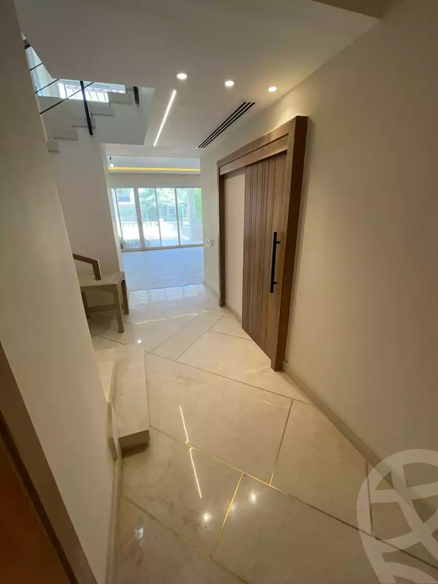 https://aqarmap.com.eg/en/listing/6169643-for-rent-cairo-el-sheikh-zayed-city-compounds-kmbwnd-wyst-twn-swdyk