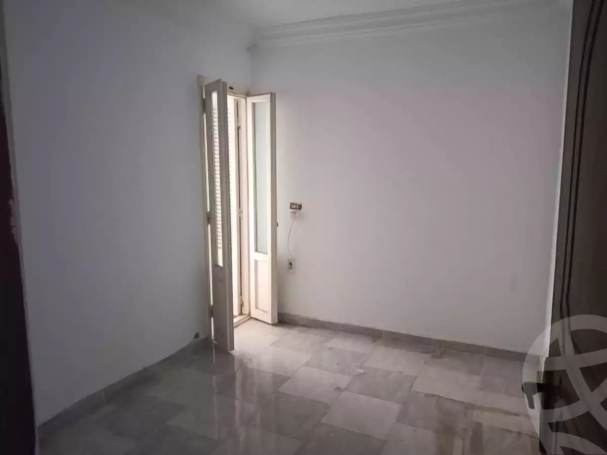https://aqarmap.com.eg/ar/listing/6171118-for-rent-alexandria-bahray-el-anfoshy-al-gomrok-al-kadem-st