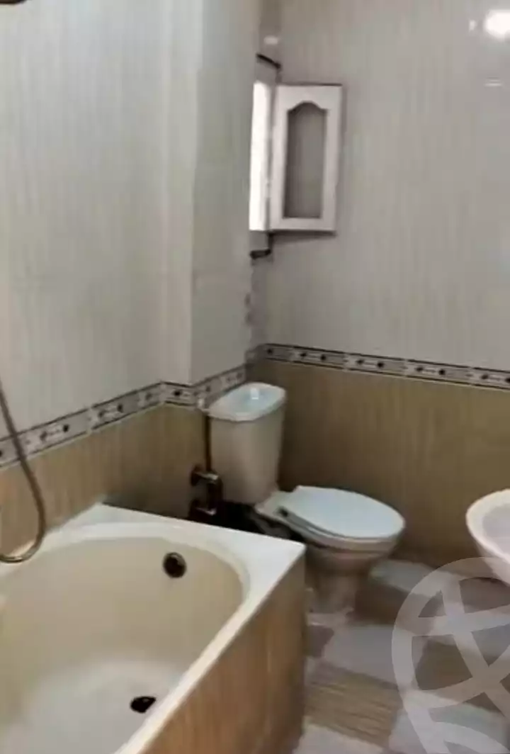 https://aqarmap.com.eg/ar/listing/6172854-for-rent-alexandria-l-jmy-el-hanouvel-hussein-waly-st