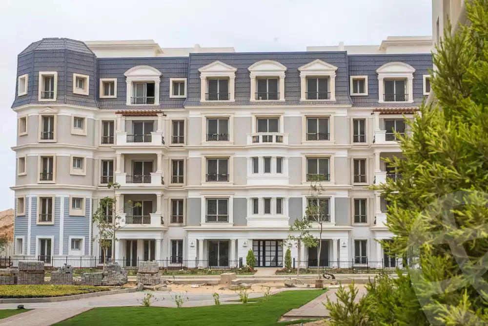 https://aqarmap.com.eg/ar/listing/6178142-for-sale-cairo-new-cairo-compounds-mountain-view-hyde-park