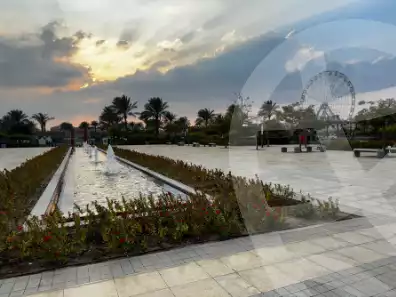 https://aqarmap.com.eg/en/listing/6178263-for-sale-cairo-el-sheikh-zayed-city-compounds-zyd-wr-llttwyr