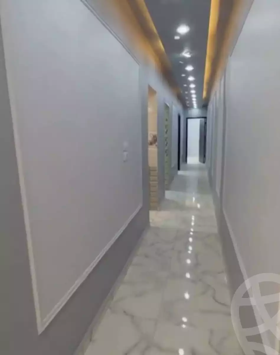 https://aqarmap.com.eg/en/listing/6178622-for-sale-suez-el-arebaaen-ahmed-oraby-rd