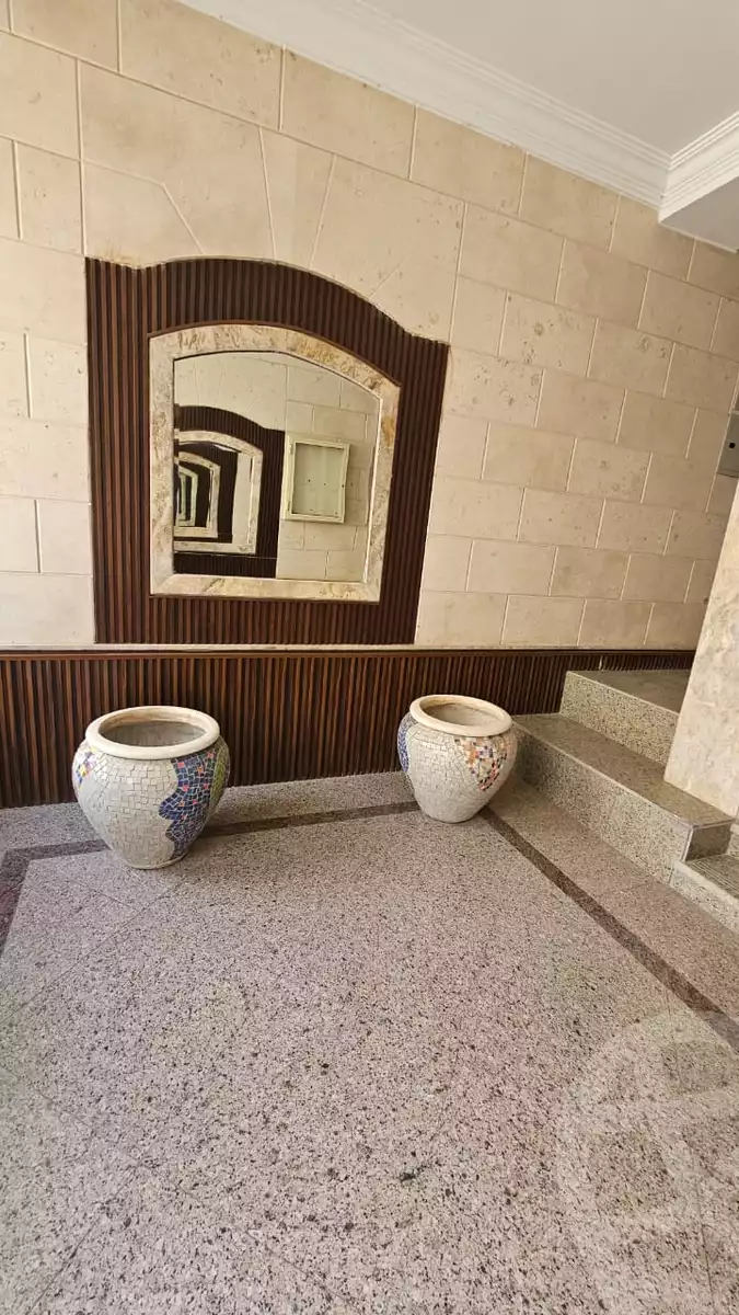 https://aqarmap.com.eg/en/listing/6162654-for-sale-cairo-new-administrative-capital-r7-midtown-condo