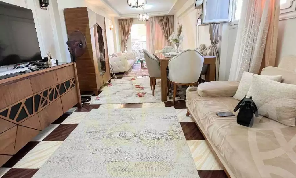 https://aqarmap.com.eg/ar/listing/6181806-for-sale-alexandria-miami-mahmoud-el-isawy-st