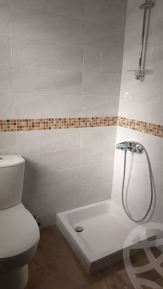 https://aqarmap.com.eg/ar/listing/6181998-for-rent-cairo-el-sheikh-zayed-city-compounds-jeera