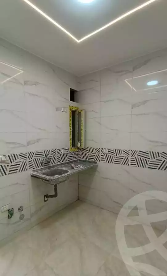 https://aqarmap.com.eg/ar/listing/6182387-for-sale-qalyubia-shubra-el-khaima-el-shareaa-el-gadid-st