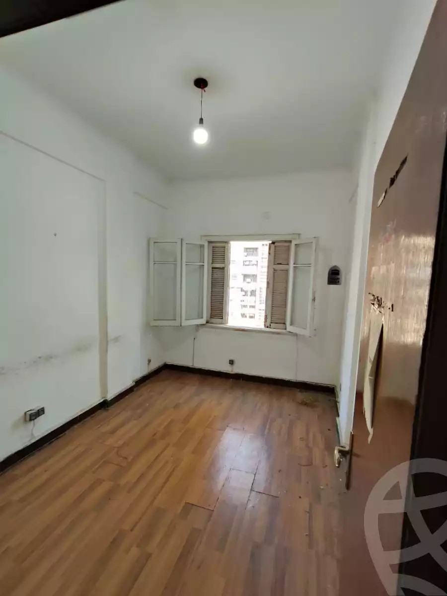 https://aqarmap.com.eg/ar/listing/6182464-for-rent-cairo-downtown-kasr-el-neel-kasr-al-nile-st