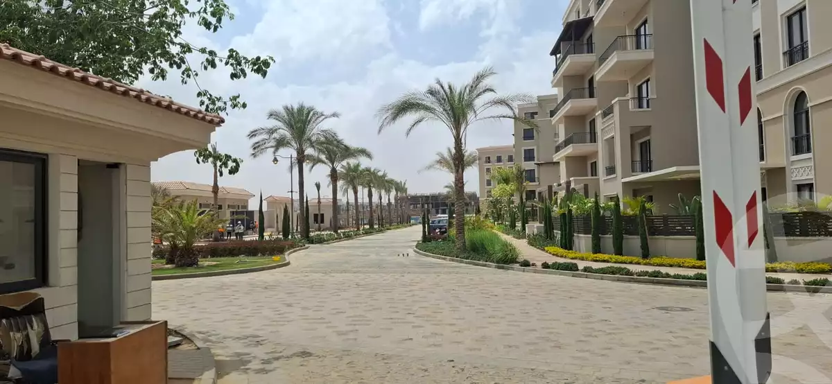 https://aqarmap.com.eg/en/listing/6183303-for-sale-cairo-el-sheikh-zayed-city-compounds-kmbwnd-fyldj-wyst-dr-llttwyr