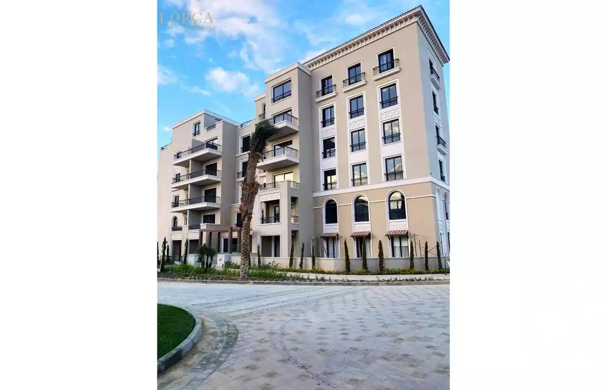 https://aqarmap.com.eg/ar/listing/6183526-for-sale-cairo-el-sheikh-zayed-city-compounds-kmbwnd-fyldj-wyst-dr-llttwyr