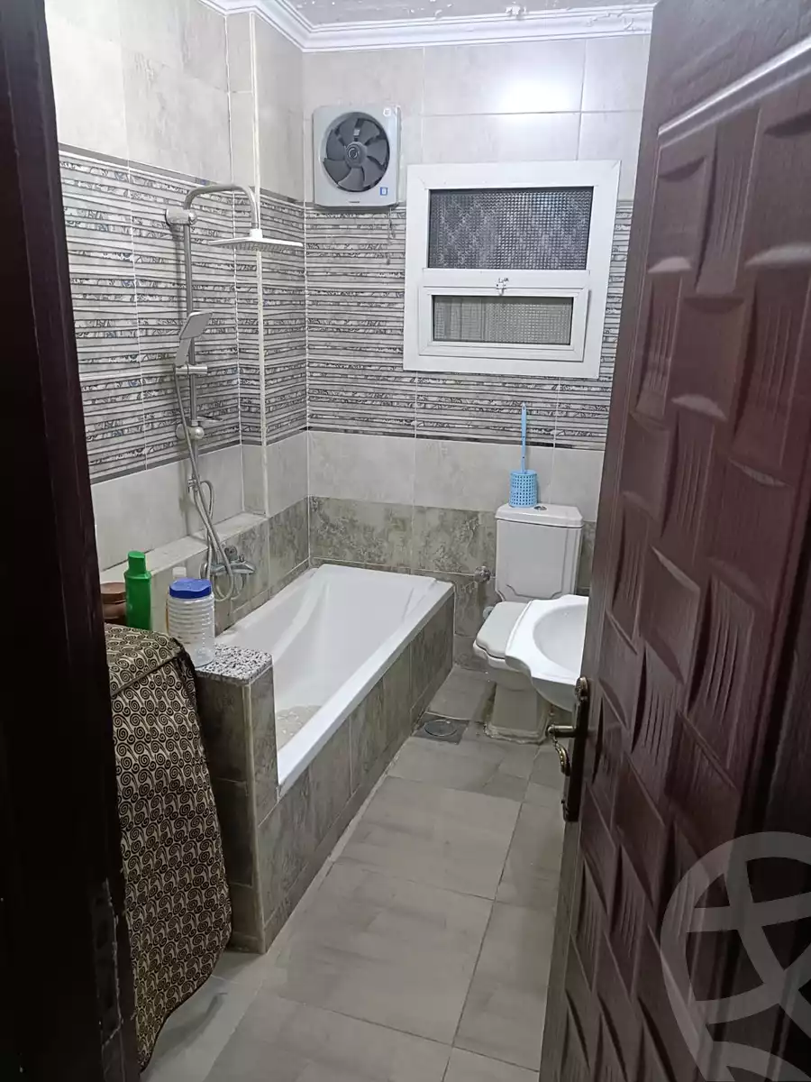 https://aqarmap.com.eg/en/listing/6183537-for-sale-cairo-faisal-kafr-tohormos-queen-nazli-st
