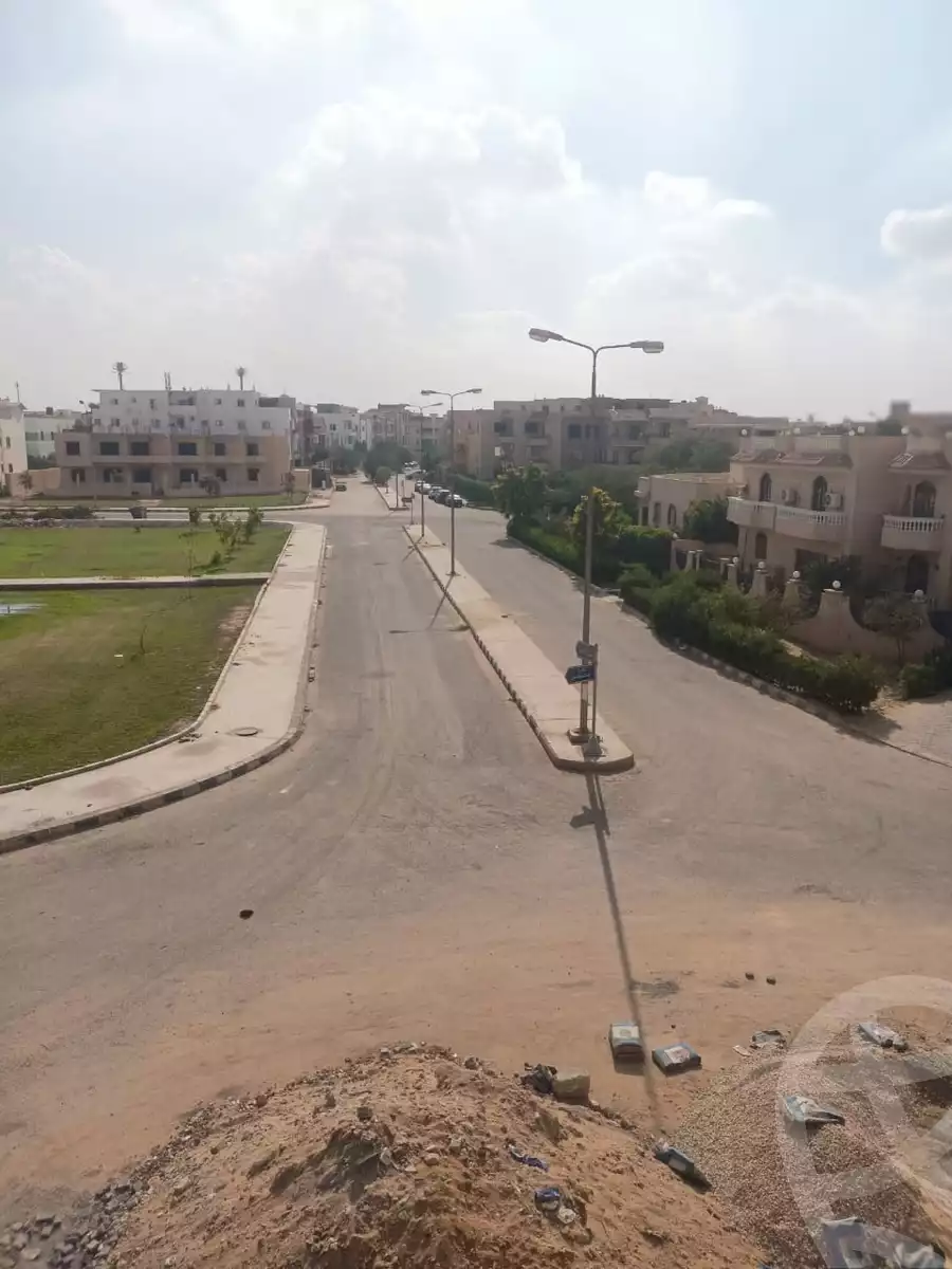 https://aqarmap.com.eg/en/listing/6183567-for-sale-cairo-el-shorouk-lhy-lwl-grb-neighbourhood-1-street-15