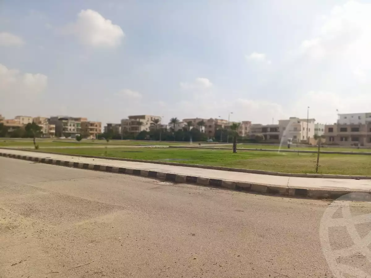 https://aqarmap.com.eg/en/listing/6183721-for-sale-cairo-el-shorouk-lhy-lwl-grb-neighbourhood-1-street-15