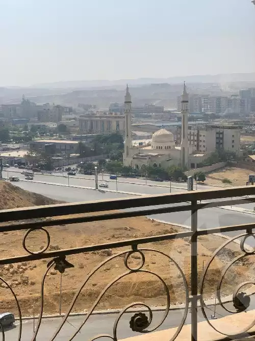 https://aqarmap.com.eg/ar/listing/6183660-for-sale-cairo-el-maadi-zahraa-el-maadi-al-khamseen-st
