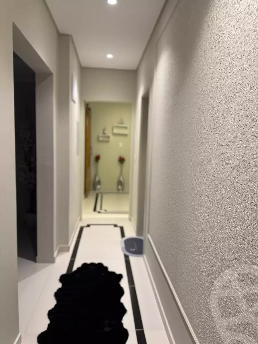 https://aqarmap.com.eg/ar/listing/6186755-for-sale-cairo-el-sheikh-zayed-city-compounds-kmbwnd-wn-16-swdyk