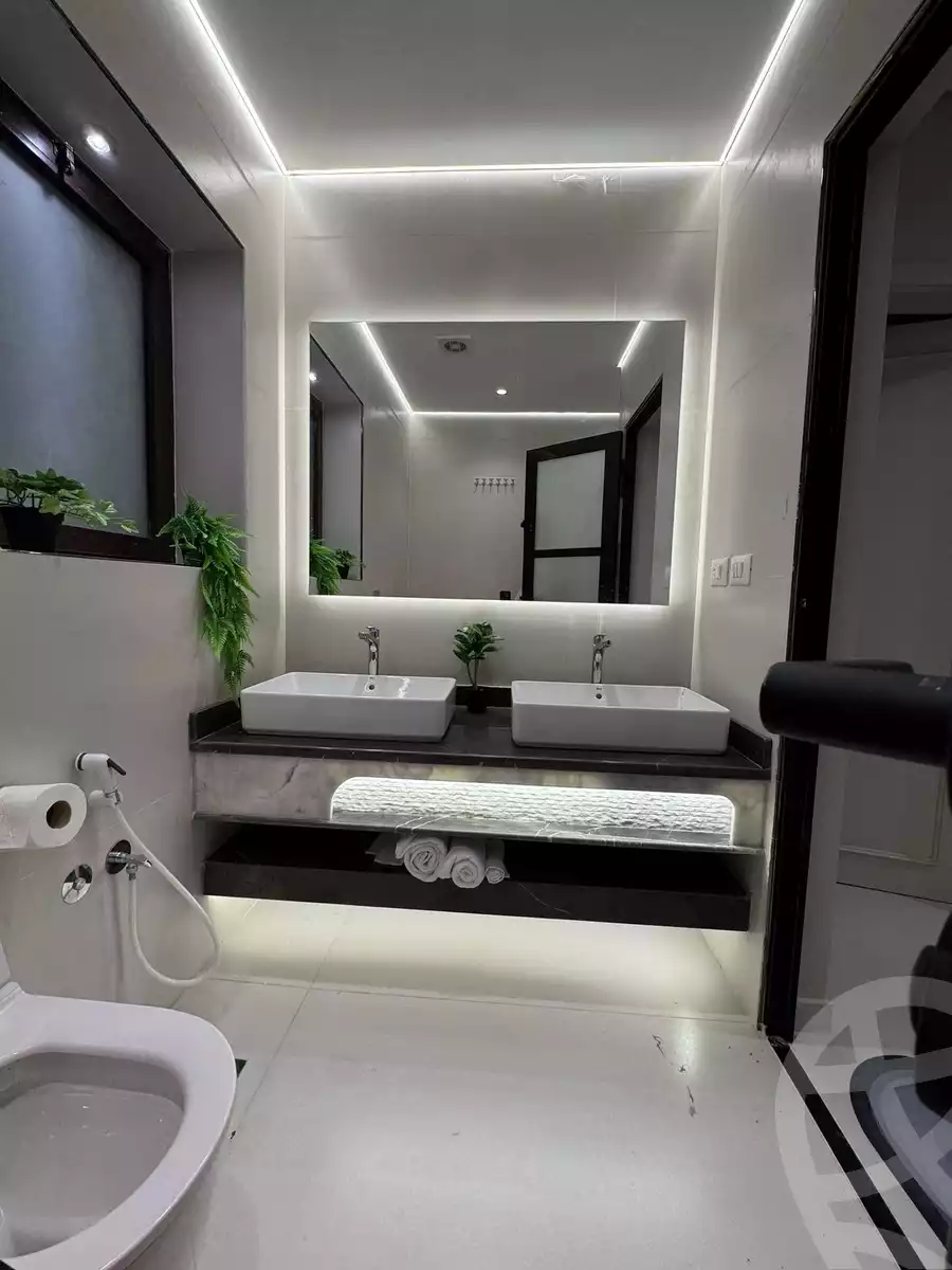 https://aqarmap.com.eg/ar/listing/6186755-for-sale-cairo-el-sheikh-zayed-city-compounds-kmbwnd-wn-16-swdyk