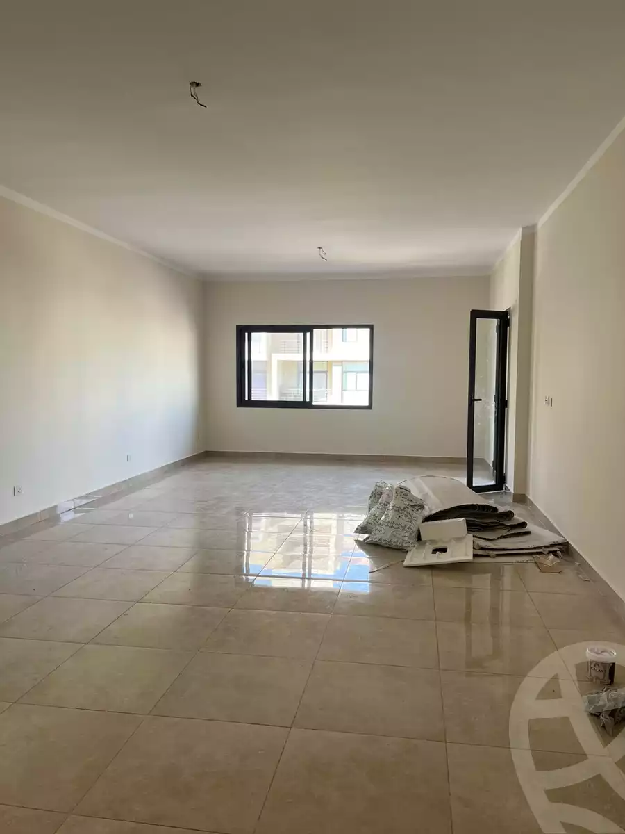 https://aqarmap.com.eg/ar/listing/6186900-for-rent-cairo-new-cairo-compounds-fifth-square