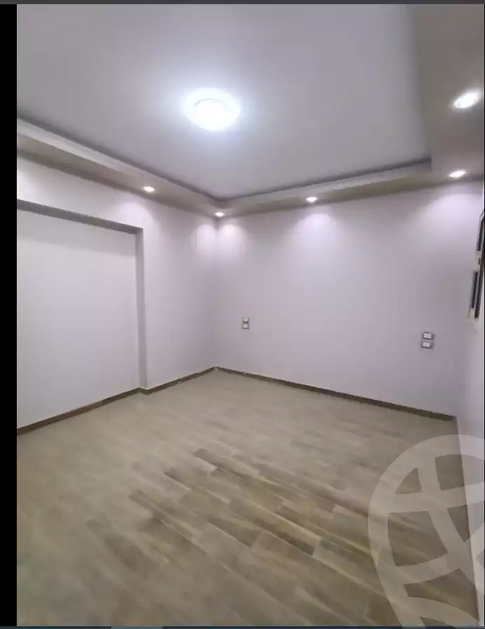 https://aqarmap.com.eg/ar/listing/6187578-for-sale-cairo-elnozha-Streettt-27