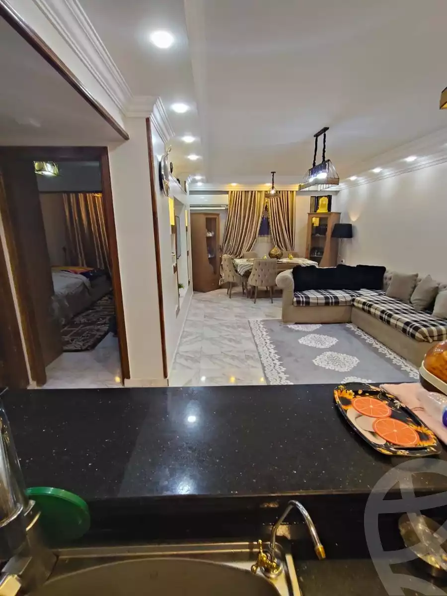 https://aqarmap.com.eg/ar/listing/6188810-for-sale-cairo-helwan-hadayek-helwan-nile-corniche-st