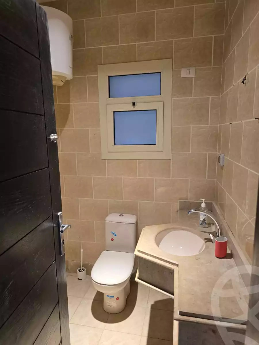 https://aqarmap.com.eg/ar/listing/6190445-for-rent-cairo-el-sheikh-zayed-city-compounds-dh-drys