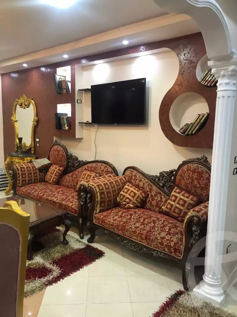 https://aqarmap.com.eg/ar/listing/6191474-for-sale-cairo-new-cairo-el-ahyaa-first-neighborhood-street-1