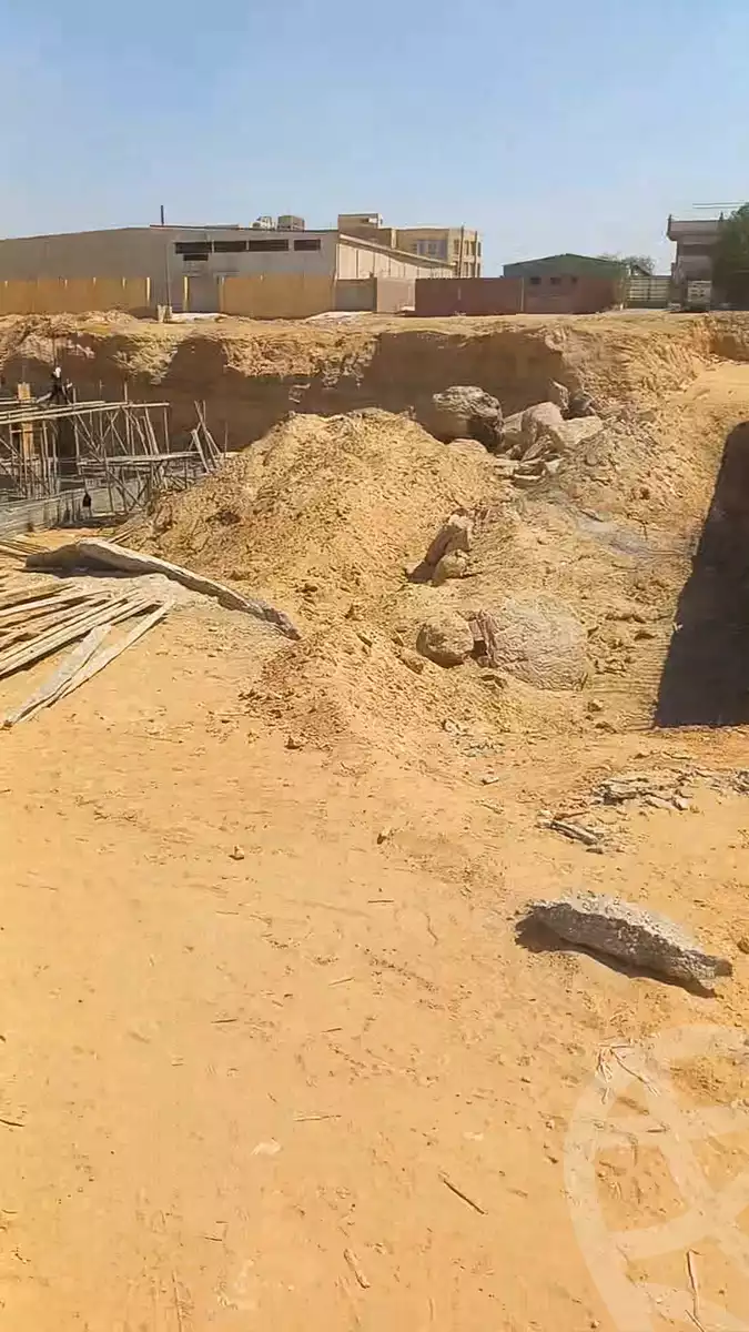 https://aqarmap.com.eg/ar/listing/6192267-for-sale-el-fayoum-tamiya-kom-ushaim-industrial-zone