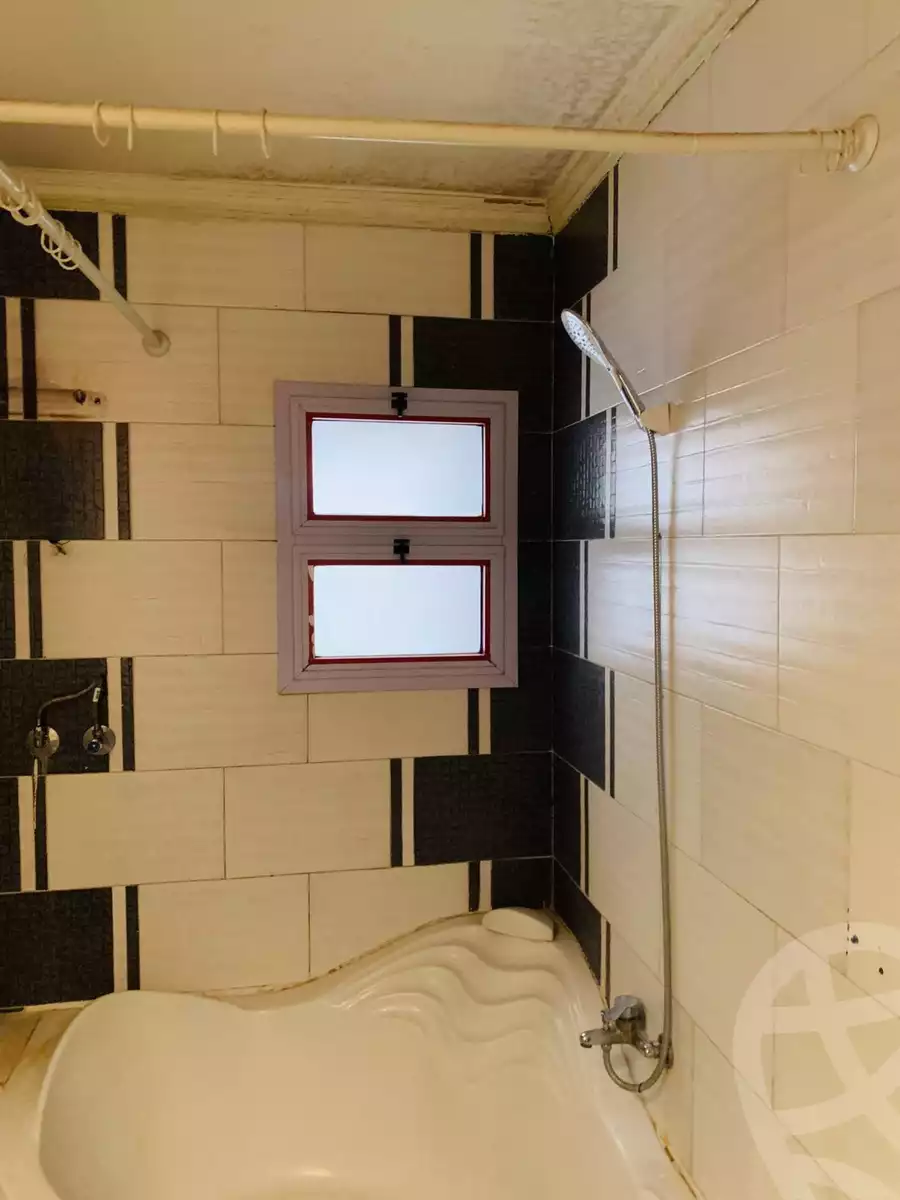 https://aqarmap.com.eg/en/listing/6193201-for-sale-cairo-mokattam-lhdb-l-ly-huda-shaarawy-st