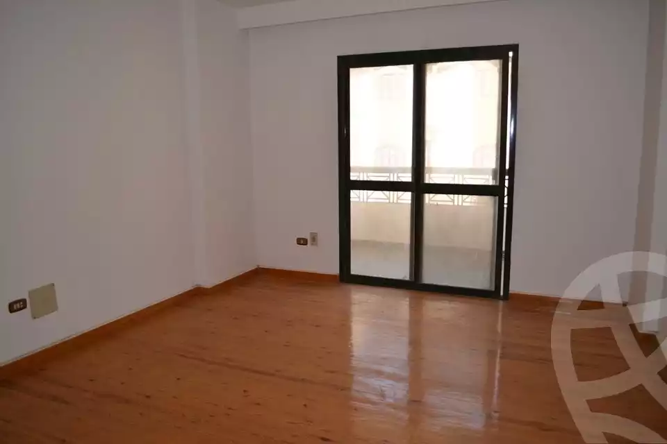 https://aqarmap.com.eg/ar/listing/6193700-for-sale-cairo-hadayek-el-ahram-mntq-h