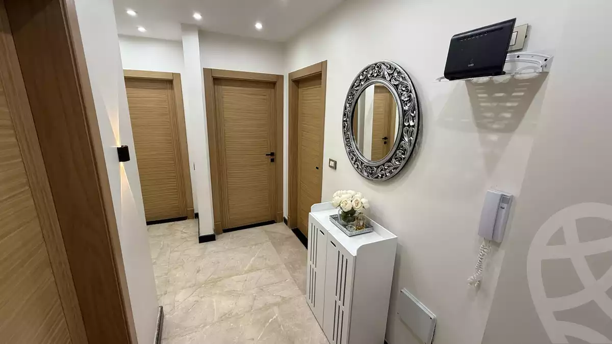 https://aqarmap.com.eg/ar/listing/6192581-for-rent-cairo-el-sheikh-zayed-city-el-hay-elthamen-area-3