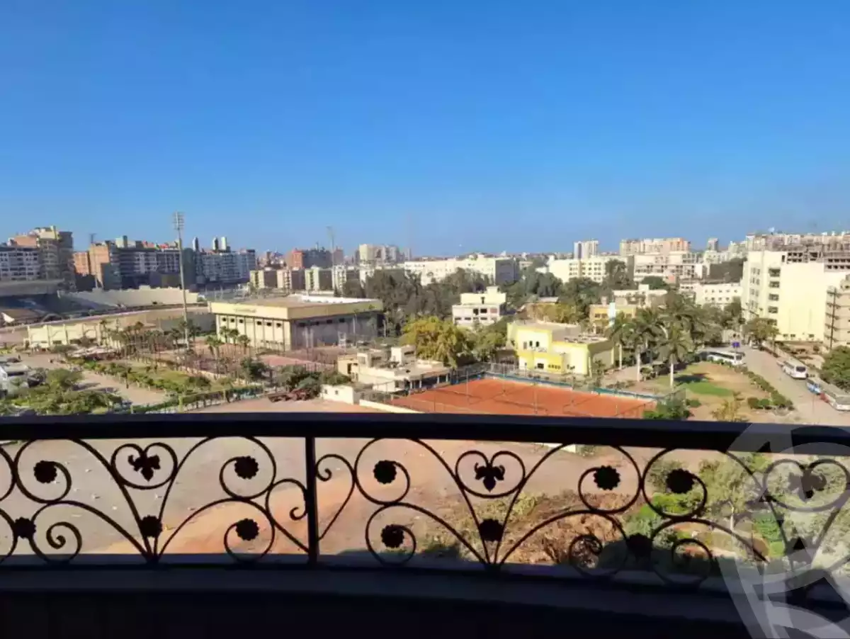 https://aqarmap.com.eg/en/listing/6194552-for-sale-dakahlia-mansoura-el-mansoura-city-gehan-al-sadat-st