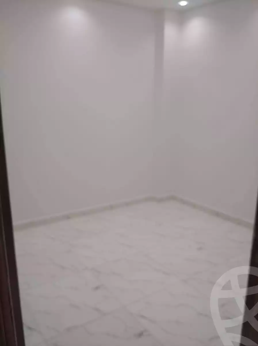 https://aqarmap.com.eg/en/listing/6194930-for-sale-qalyubia-el-khsos-izbat-el-nakhl