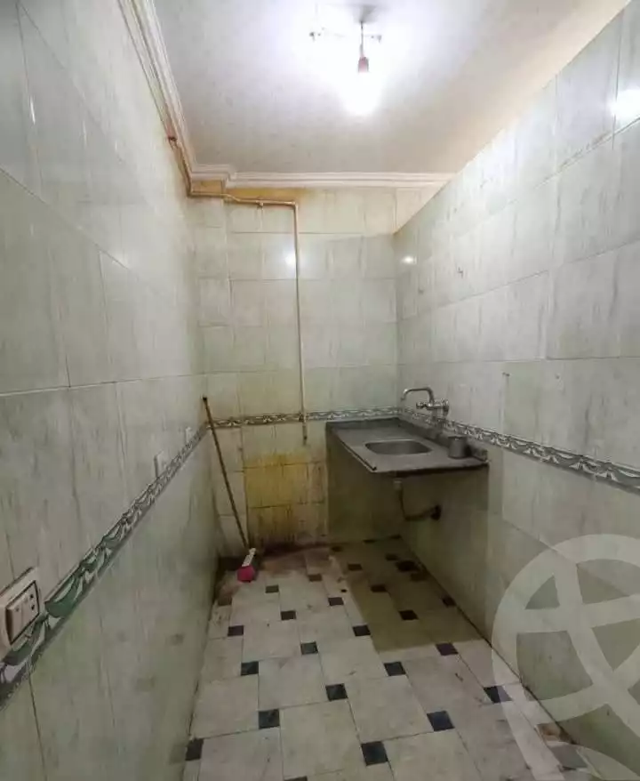 https://aqarmap.com.eg/en/listing/6194956-for-sale-qalyubia-shubra-el-khaima-om-bayoumi
