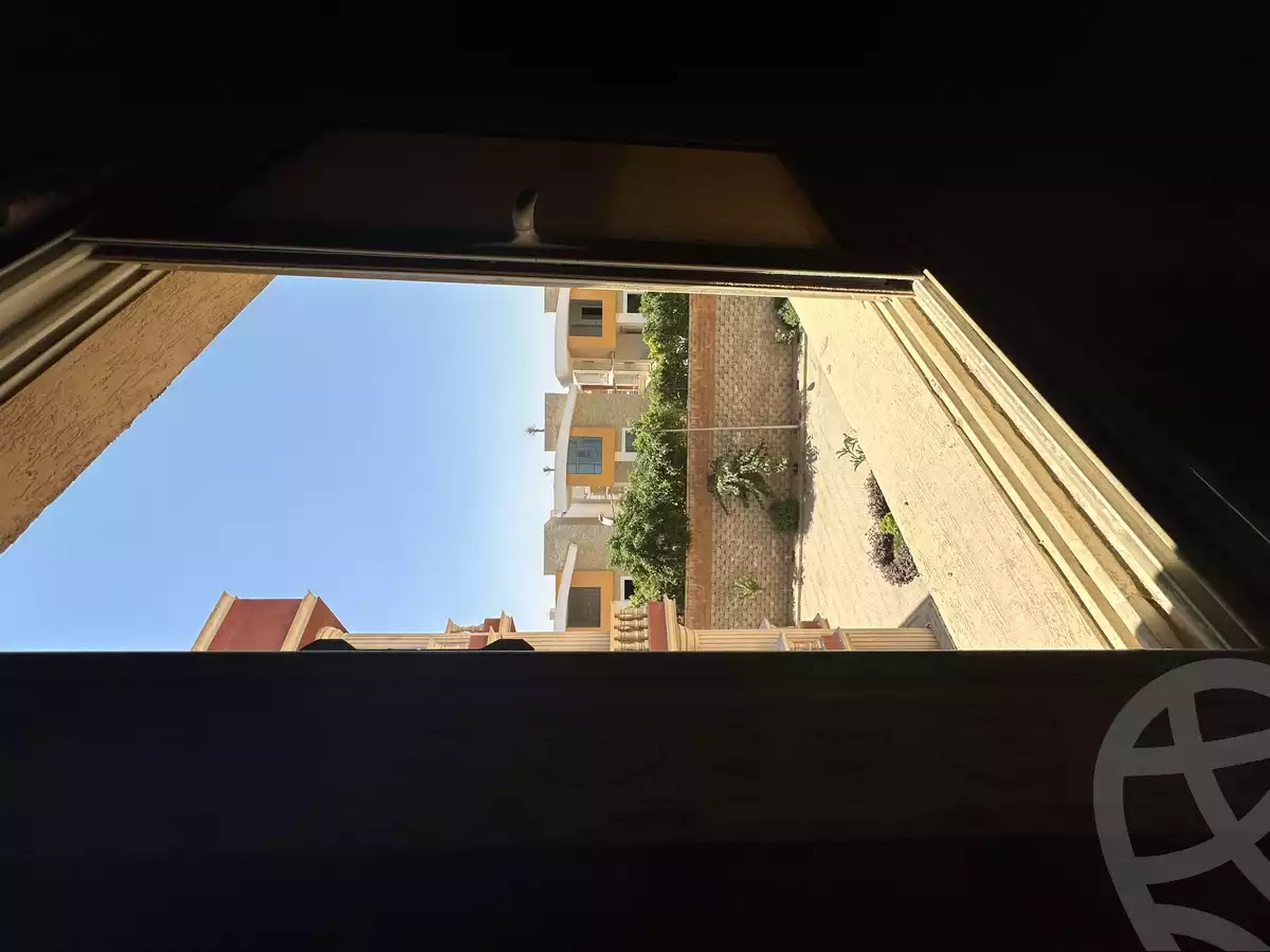 https://aqarmap.com.eg/en/listing/6182091-for-sale-cairo-new-cairo-compounds-zohour-life-compound