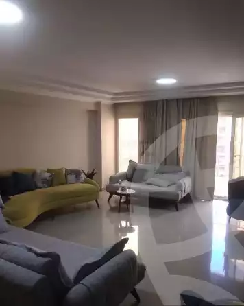 https://aqarmap.com.eg/ar/listing/6197684-for-rent-alexandria-lauran-el-gaish-rd