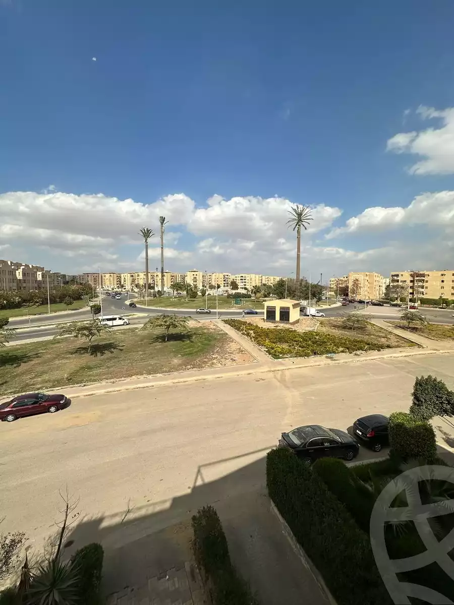 https://aqarmap.com.eg/en/listing/6198637-for-sale-cairo-el-sheikh-zayed-city-el-hay-eltaseaa-area-3
