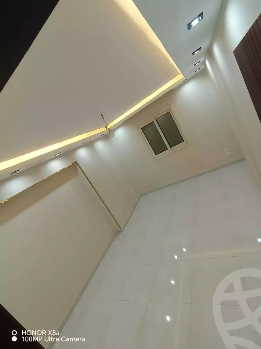 https://aqarmap.com.eg/ar/listing/6199583-for-sale-cairo-helwan-helwan-el-sharkeya-abd-el-rahman-pasha-st