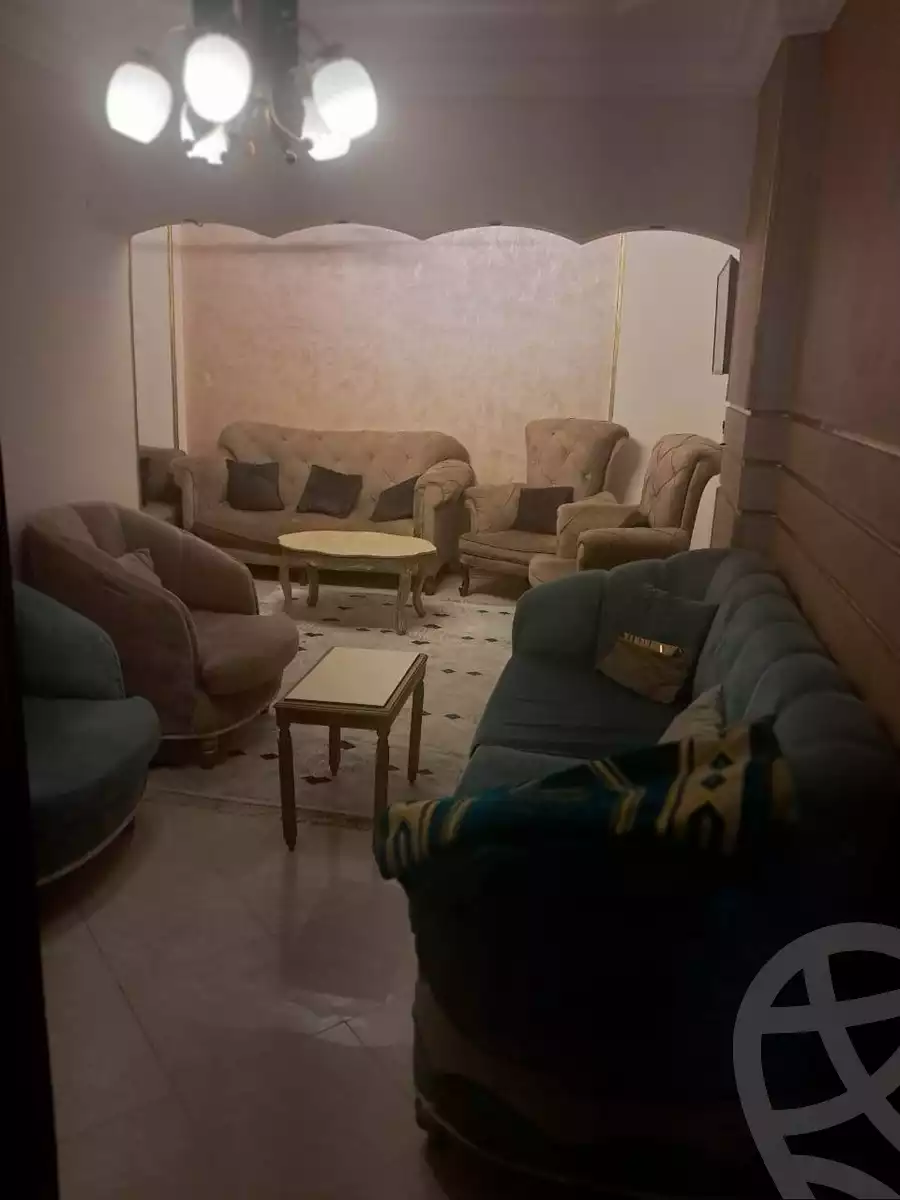 https://aqarmap.com.eg/en/listing/6200055-for-sale-cairo-ain-shams-el-naam-mostafa-hafez-st